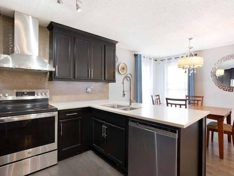56 Strathclair Place SW, Calgary, AB, T3H 1H1 - 5