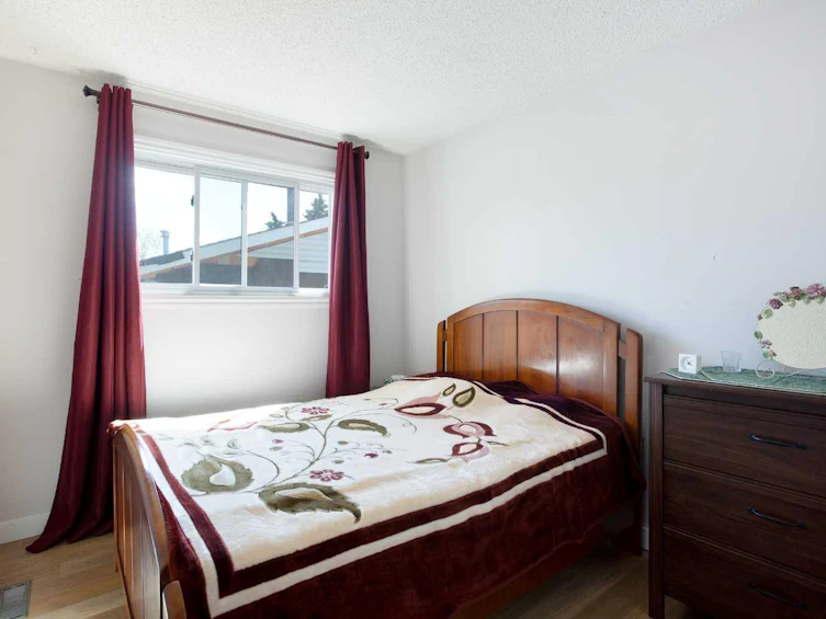56 Strathclair Place SW, Calgary, AB, T3H 1H1 - 15
