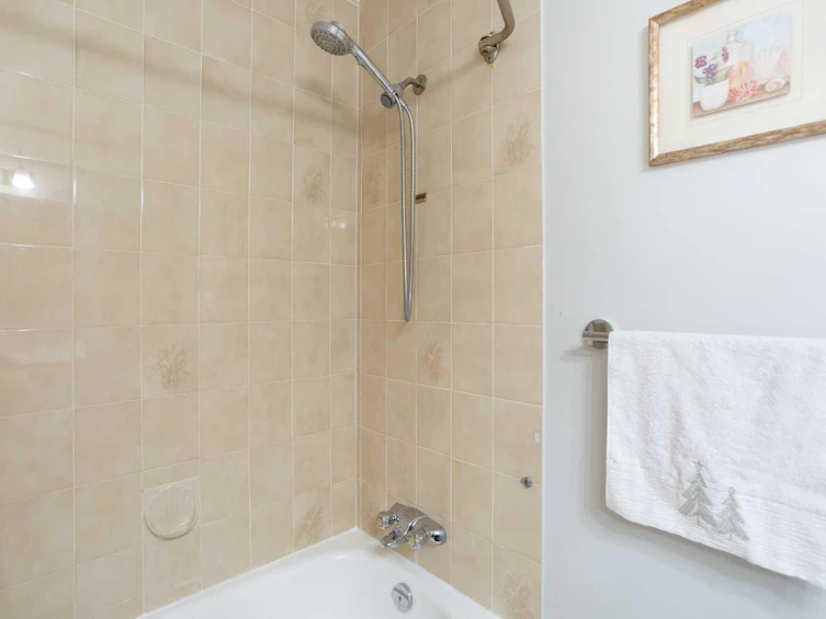 56 Strathclair Place SW, Calgary, AB, T3H 1H1 - 18