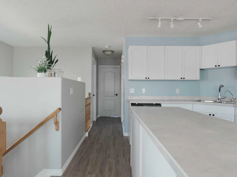 102 Archibald Bay, Fort Mcmurray, AB, T9K 2P2 - 8