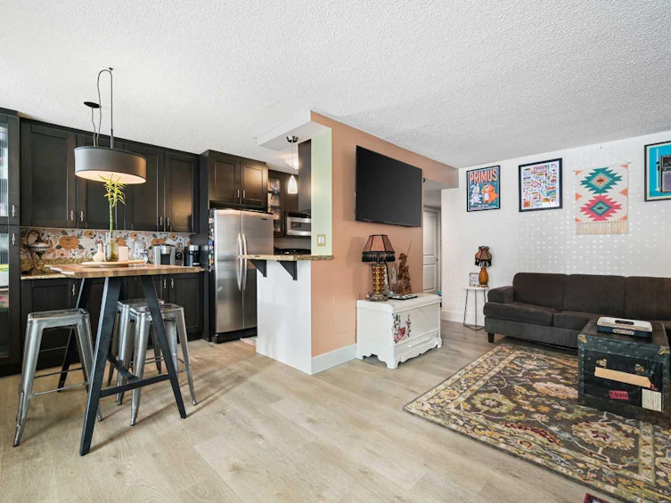 102-733 14 Avenue SW, Calgary, AB, T2R 0N3 - 5
