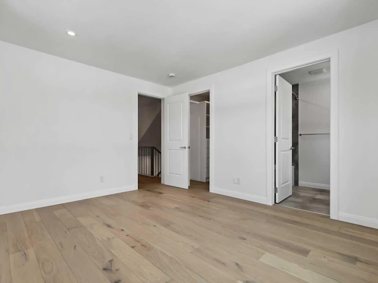 433 10 Street NE, Calgary, AB, T2E 4M5 - 19