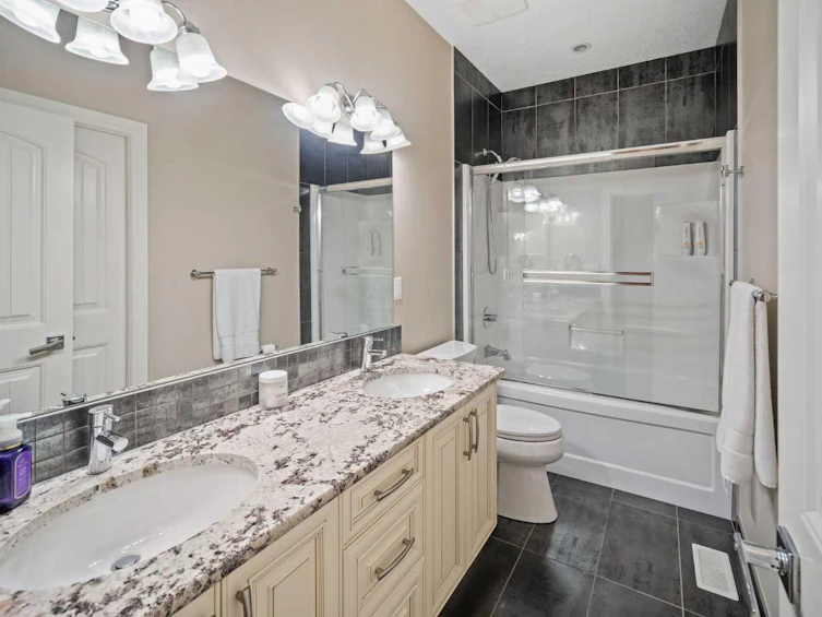 11 Westland Manor SW, Calgary, AB, T3H 0W2 - 33