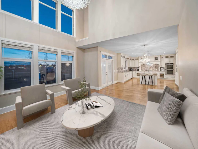 11 Westland Manor SW, Calgary, AB, T3H 0W2 - 11