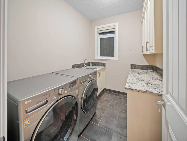 11 Westland Manor SW, Calgary, AB, T3H 0W2 - 28