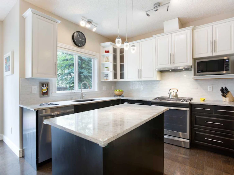 31-39 Strathlea Common SW, Calgary, AB, T3H 5P8 - 11