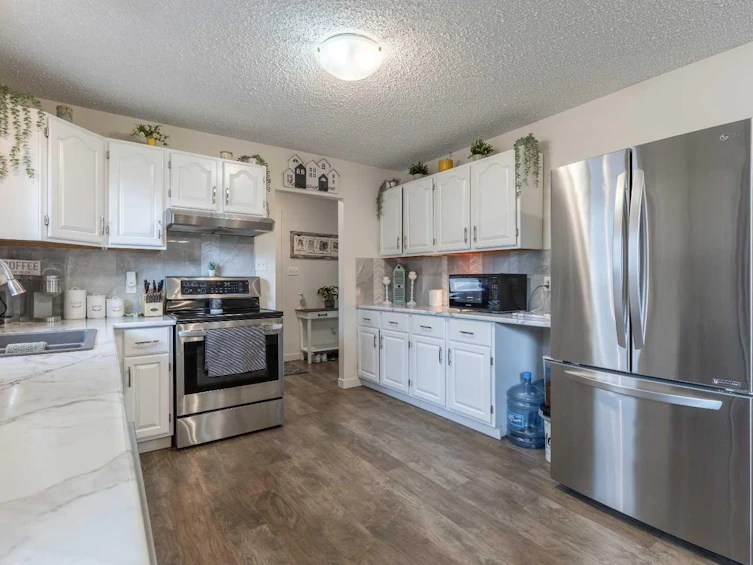 1709 22 Avenue, Coaldale, AB, T1M 1G2 - 12