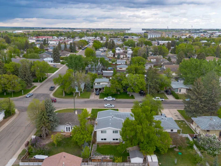 1709 22 Avenue, Coaldale, AB, T1M 1G2 - 47