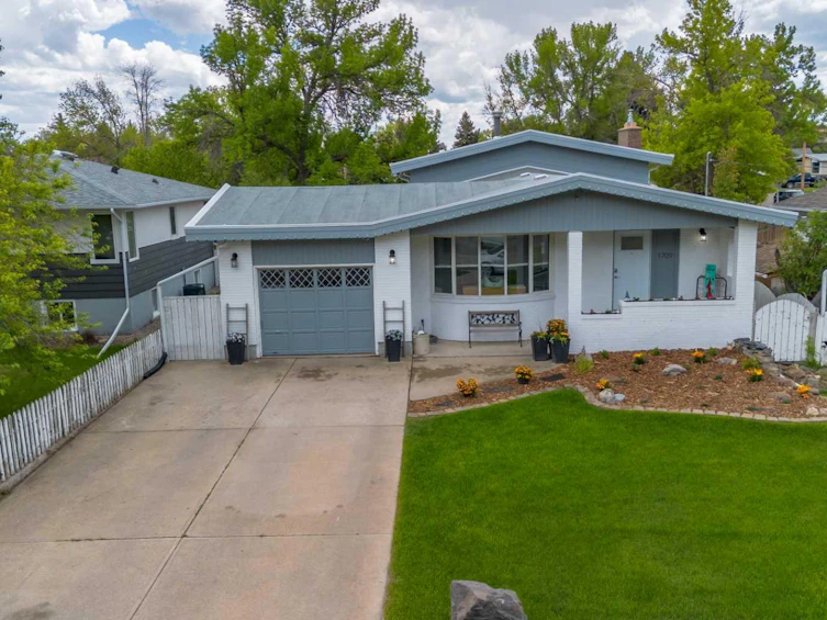 1709 22 Avenue, Coaldale, AB, T1M 1G2 - 39