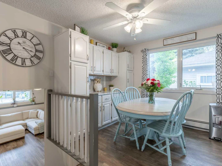 1709 22 Avenue, Coaldale, AB, T1M 1G2 - 9