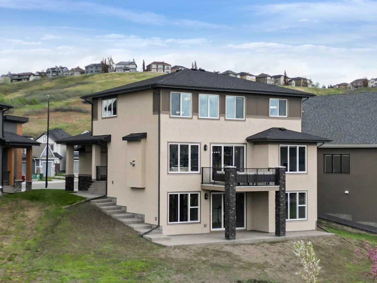 133 Cranbrook Grove SE, Calgary, AB, T3M 3L5 - 3