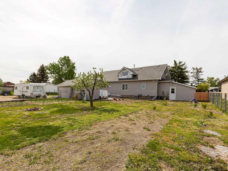 606 5 Street, Warner, AB, T0K 2L0 - 37
