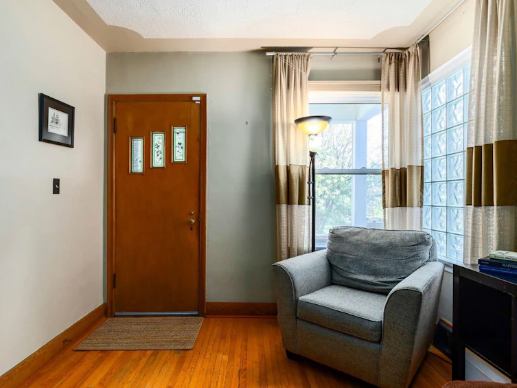 317 9 Avenue NE, Calgary, AB, T2E 0V7 - 7