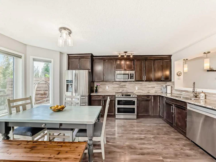 601 Auburn Bay Avenue SE, Calgary, AB, T3M 0M3 - 4