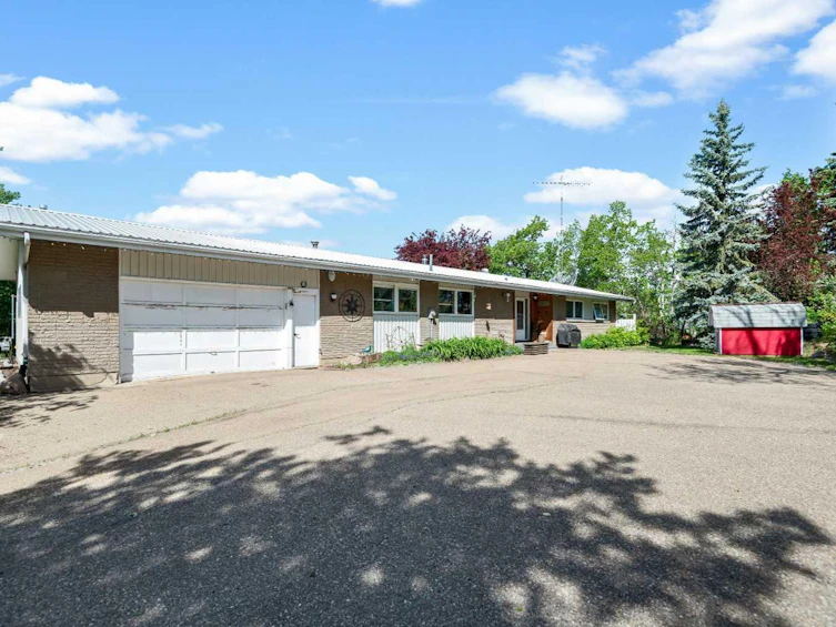 20-36006 Highway 2 Service Road Sb, Red Deer County, AB, T4G 0G6 - 2