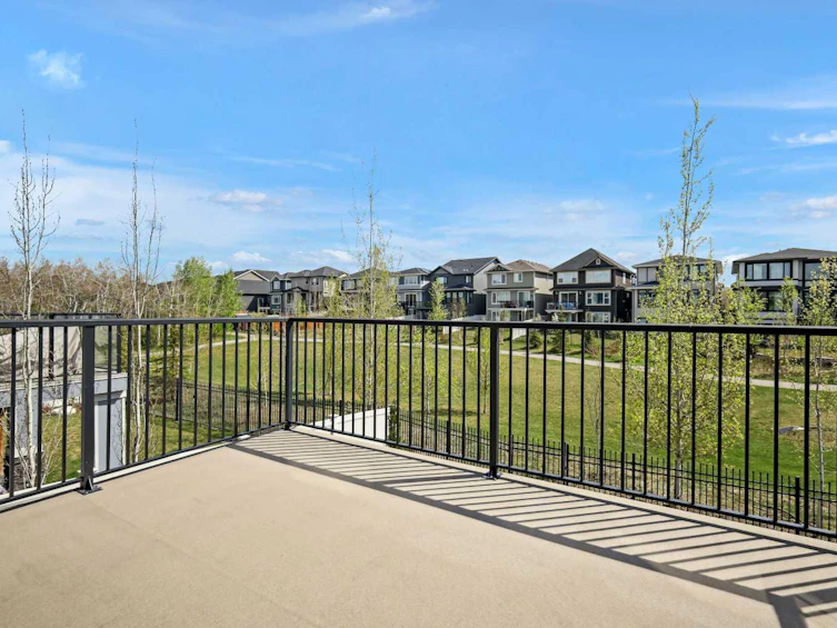 22 West Grove Way SW, Calgary, AB, T3H 1Y8 - 39