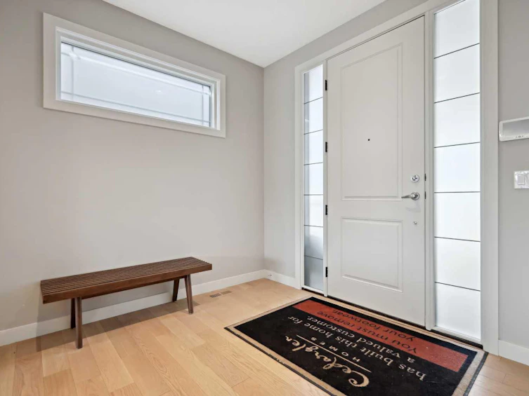 22 West Grove Way SW, Calgary, AB, T3H 1Y8 - 4