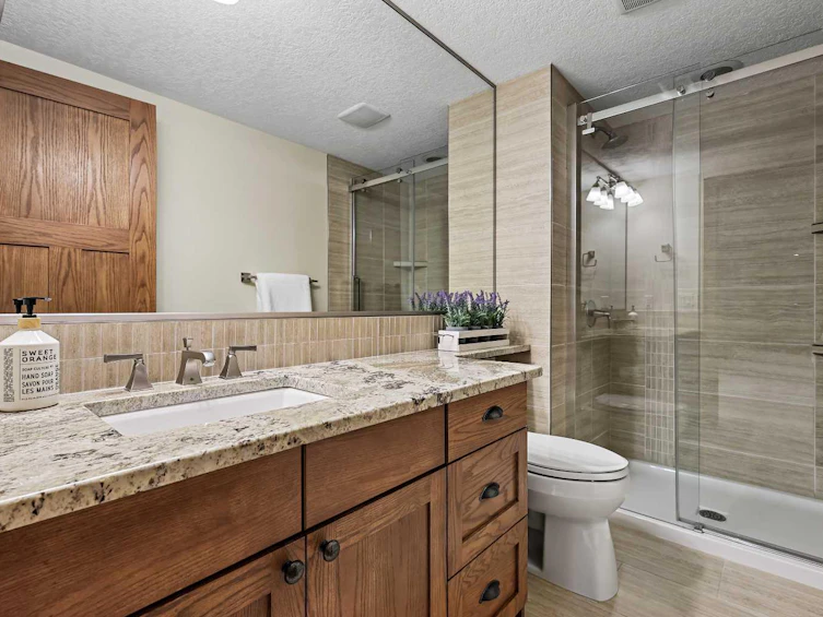 13 Coulee Park SW, Calgary, AB, T3H 5J5 - 41