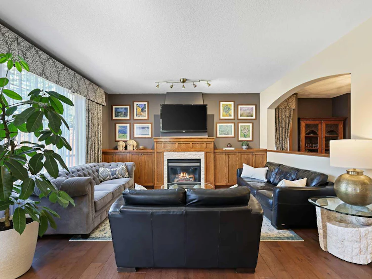 13 Coulee Park SW, Calgary, AB, T3H 5J5 - 15