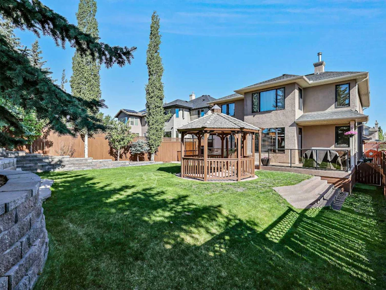 13 Coulee Park SW, Calgary, AB, T3H 5J5 - 46