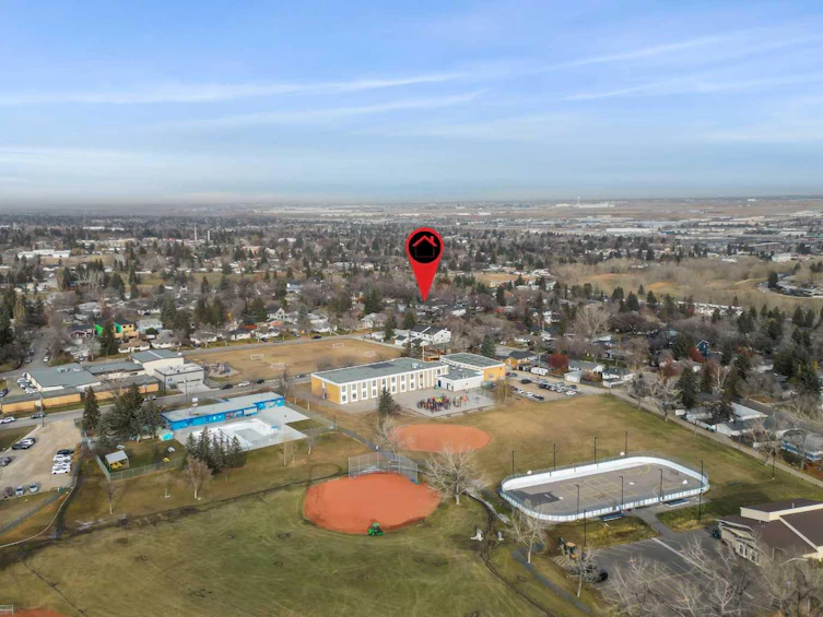109 Hartford Road NW, Calgary, AB, T2K 2A7 - 35