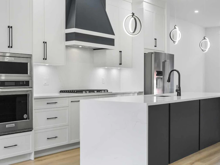 109 Hartford Road NW, Calgary, AB, T2K 2A7 - 5