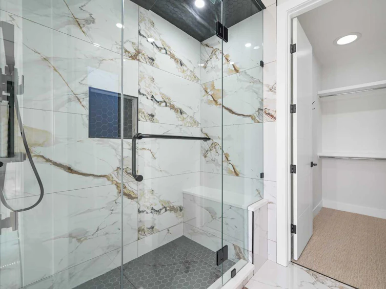 109 Hartford Road NW, Calgary, AB, T2K 2A7 - 20