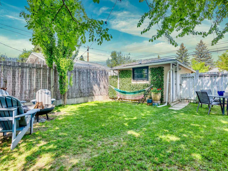 228 19 Avenue NE, Calgary, AB, T2E 1P1 - 23