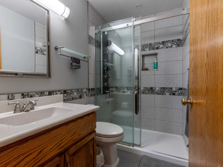 14 Mt Brazeau Road W, Lethbridge, AB, T1K 6L6 - 22