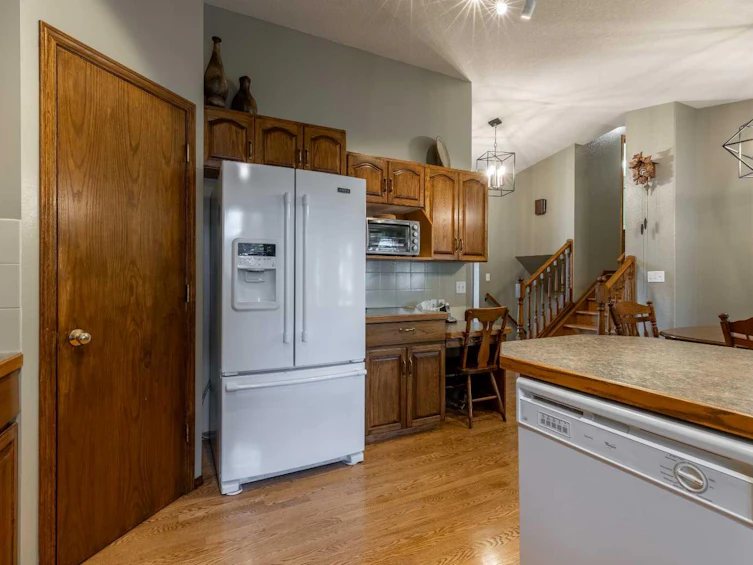 14 Mt Brazeau Road W, Lethbridge, AB, T1K 6L6 - 13