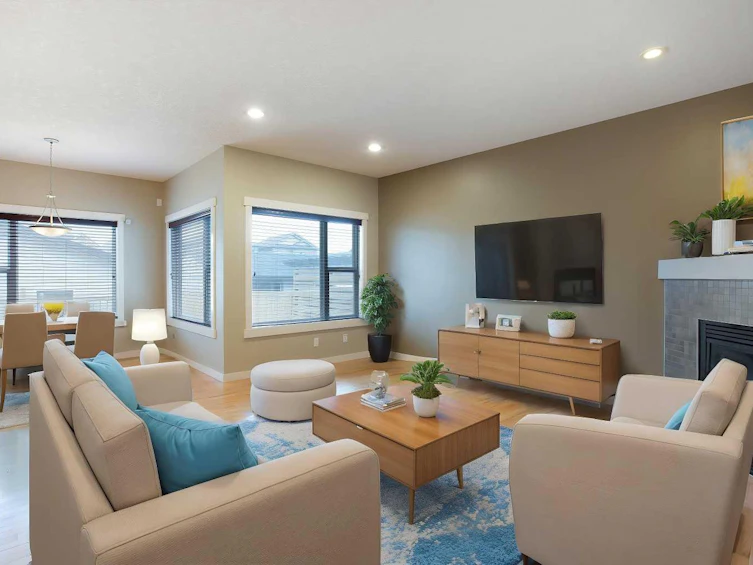 18 Elgin Meadows Road SE, Calgary, AB, T2Z 0S1 - 3