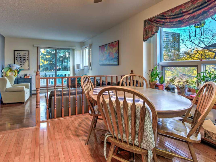 1-8-10244 119 Street NW, Edmonton, AB, T5K 1Z4 - 16