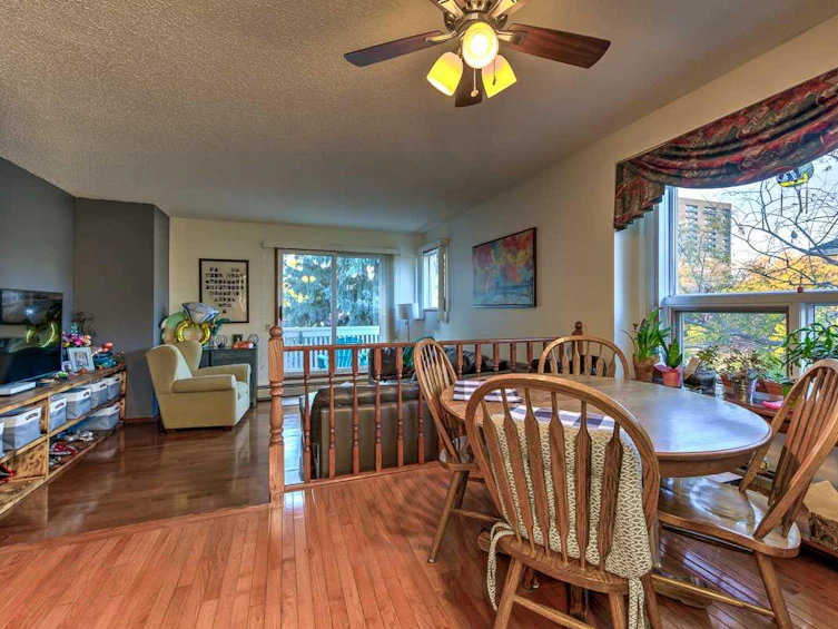 1-8-10244 119 Street NW, Edmonton, AB, T5K 1Z4 - 17