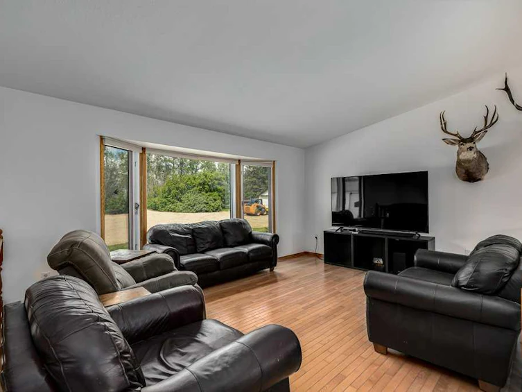 22365 Township Road 363, Red Deer County, AB, T0M 0V0 - 5