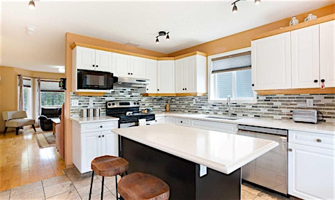 140 Covewood Green NE, Calgary, AB, T3K 5G6