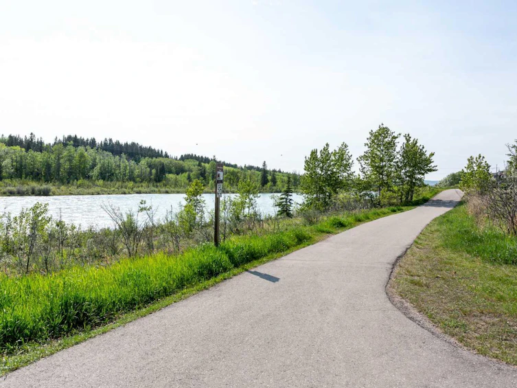 124 Quigley Close, Cochrane, AB, T4C 1S4 - 26