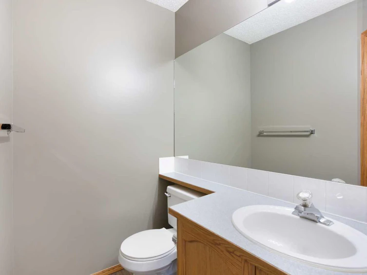 124 Quigley Close, Cochrane, AB, T4C 1S4 - 12