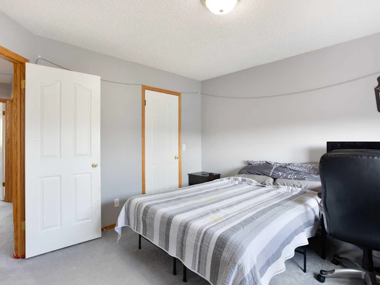 124 Quigley Close, Cochrane, AB, T4C 1S4 - 13