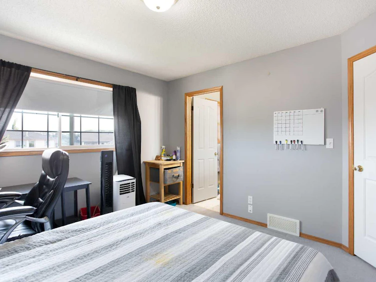 124 Quigley Close, Cochrane, AB, T4C 1S4 - 14