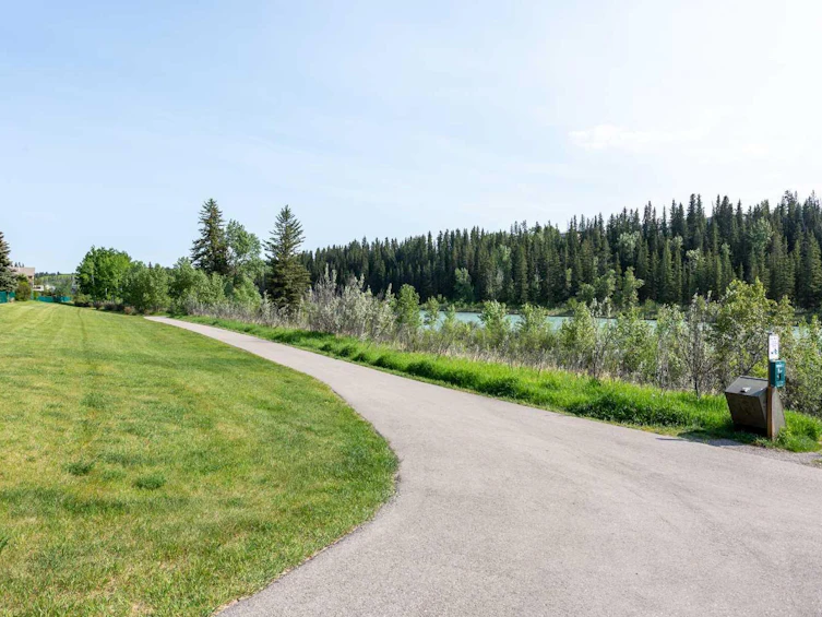 124 Quigley Close, Cochrane, AB, T4C 1S4 - 25