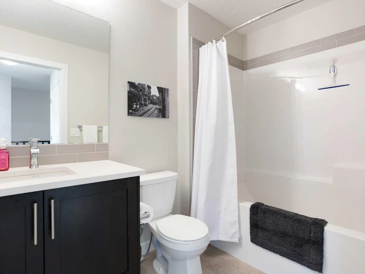 35 Crestbrook Drive SW, Calgary, AB, T3B 6L1 - 17