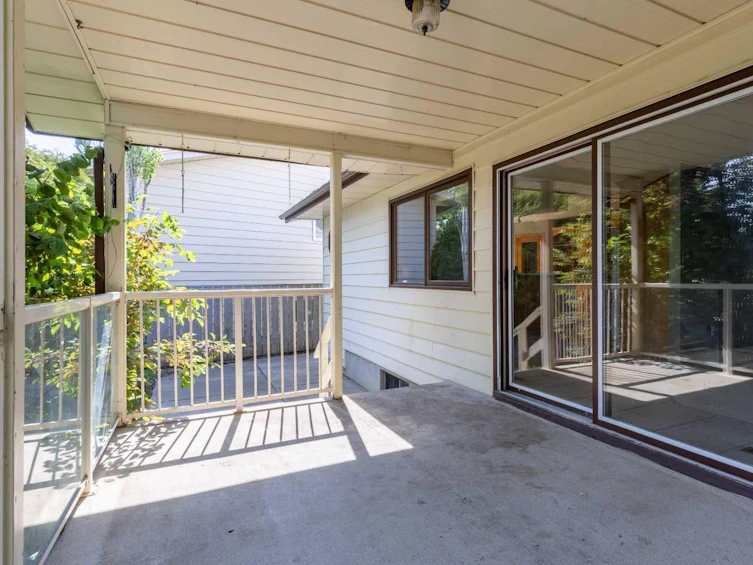 3741 Redwood Road S, Lethbridge, AB, T1K 4J8 - 41
