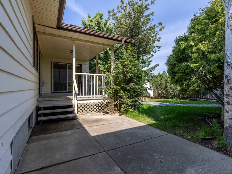 3741 Redwood Road S, Lethbridge, AB, T1K 4J8 - 39