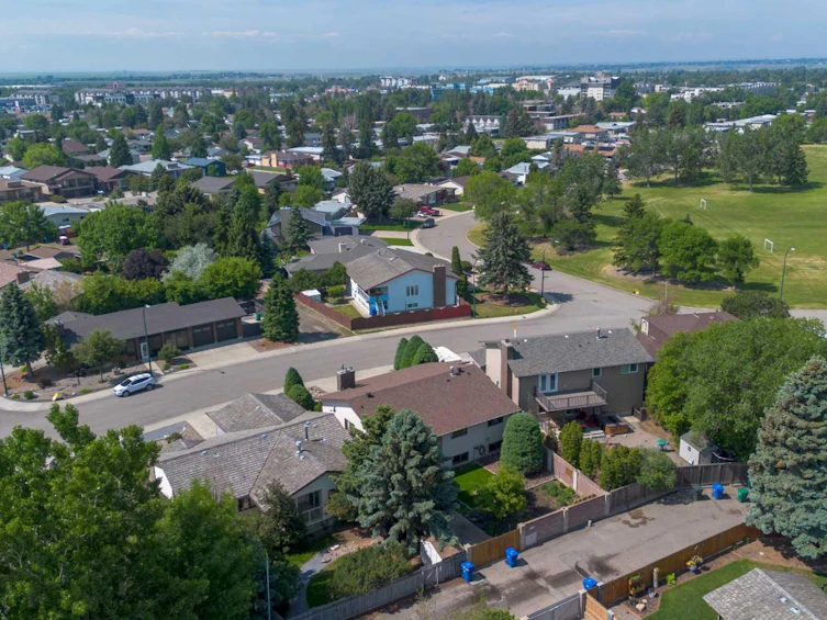 3741 Redwood Road S, Lethbridge, AB, T1K 4J8 - 48