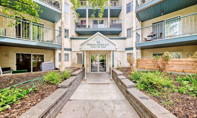 314-20 Dover Point SE