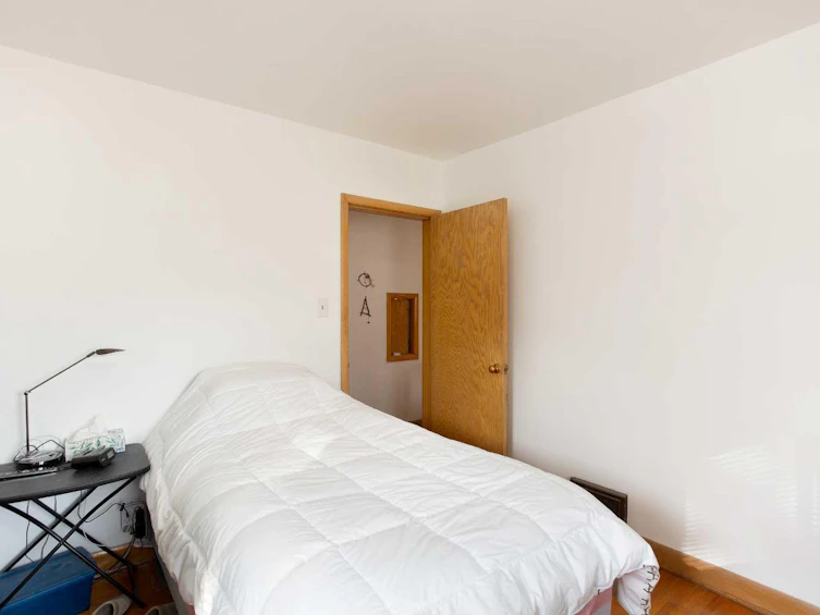 227 31 Avenue NE, Calgary, AB, T2E 2G1 - 13