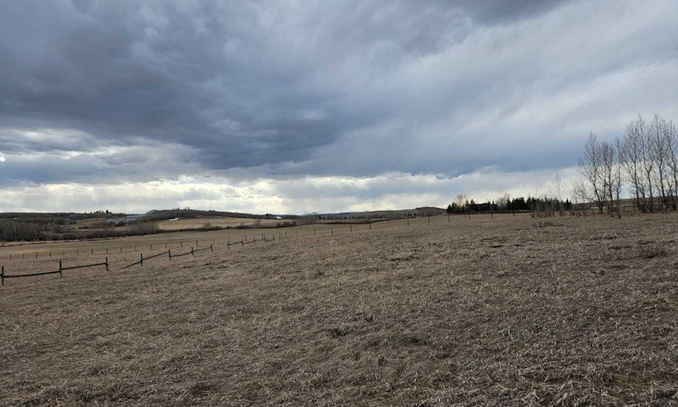 186 Avenue W Rural Foothills Avenue W