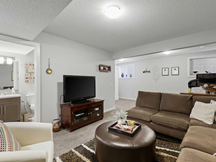 187 Heritage Heights, Cochrane, AB, T4C 2J8 - 33