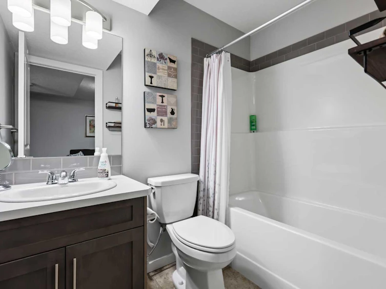 187 Heritage Heights, Cochrane, AB, T4C 2J8 - 37