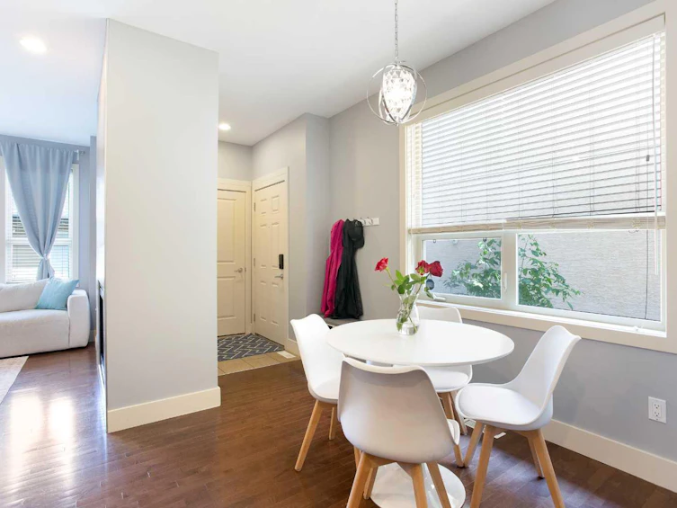 140 29 Avenue NW, Calgary, AB, T2M 2L8 - 6